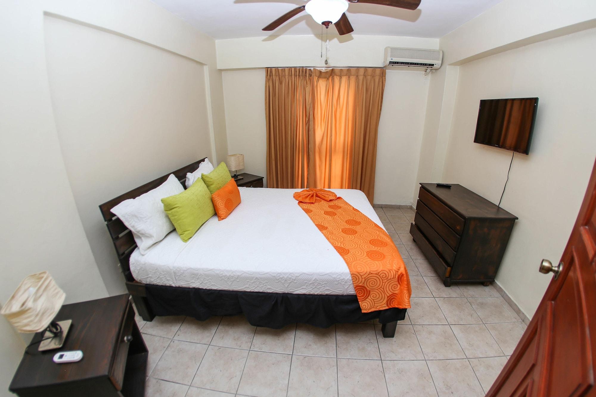 Acuarium Suite Resort La Viva Exterior photo