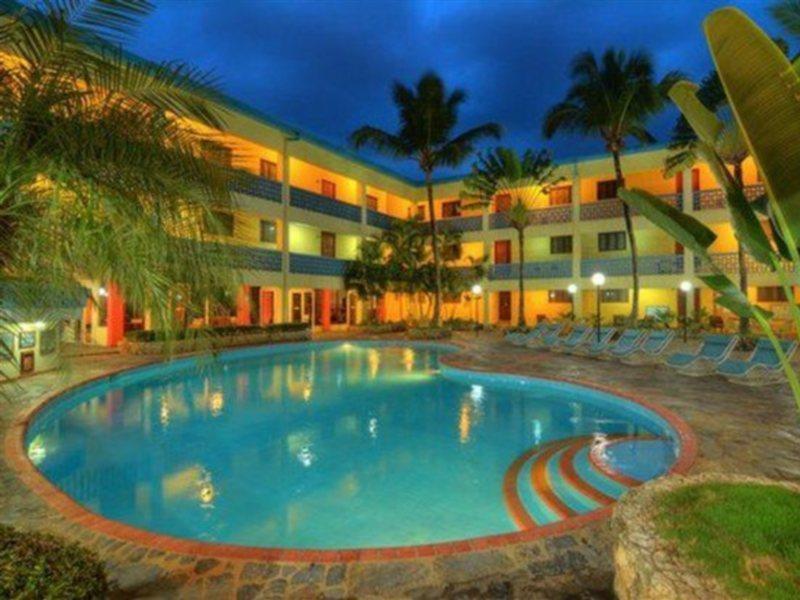 Acuarium Suite Resort La Viva Exterior photo